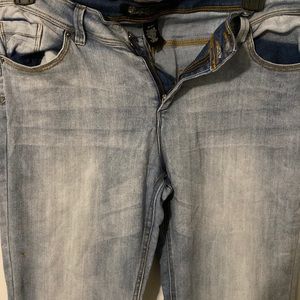 Alloy brand blue jean